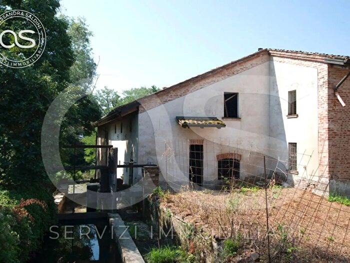 Casa con 13 locali in vendita in Via Mulino, Verolanuova