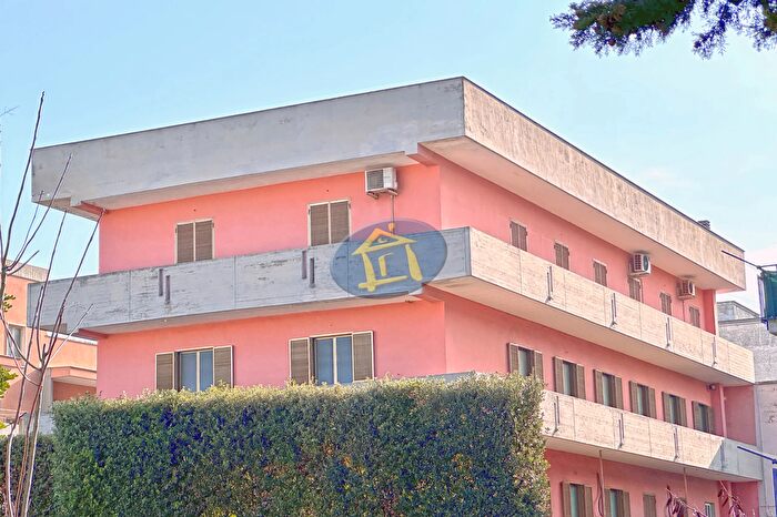 Appartamento quadrilocale in vendita in Via Richard Wagner, Putignano