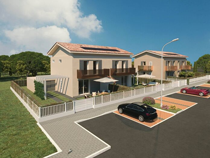 Casa con 5 locali in vendita in Via U Carpita, Cascina