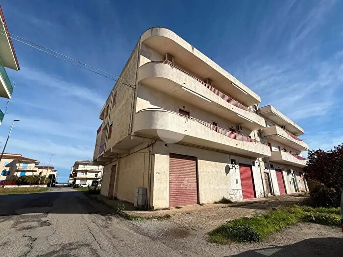 Appartamento trilocale in vendita in Via Archimede, CoriglianoRossano