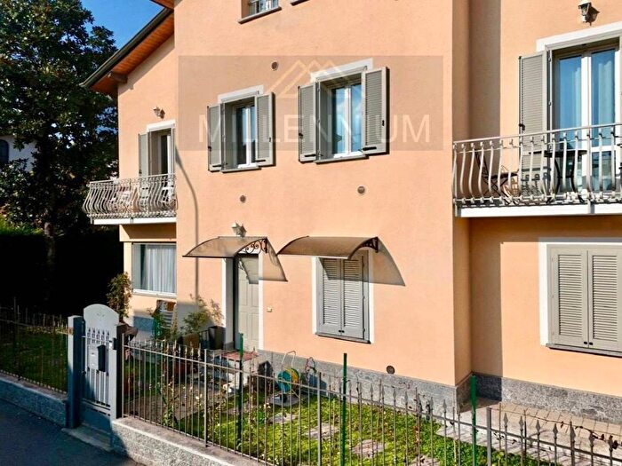 Appartamento quadrilocale in affitto in Centro, Arona