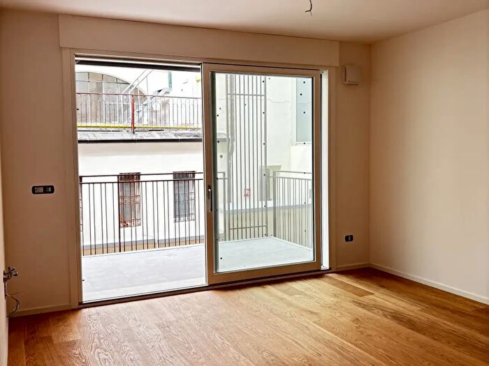 Appartamento trilocale in vendita in Via Campagnola, Padova