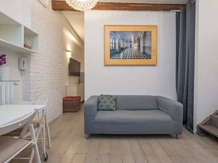 Appartamento monolocale in affitto in Via Bartolomeo Giuliano, Morgagni, Milano