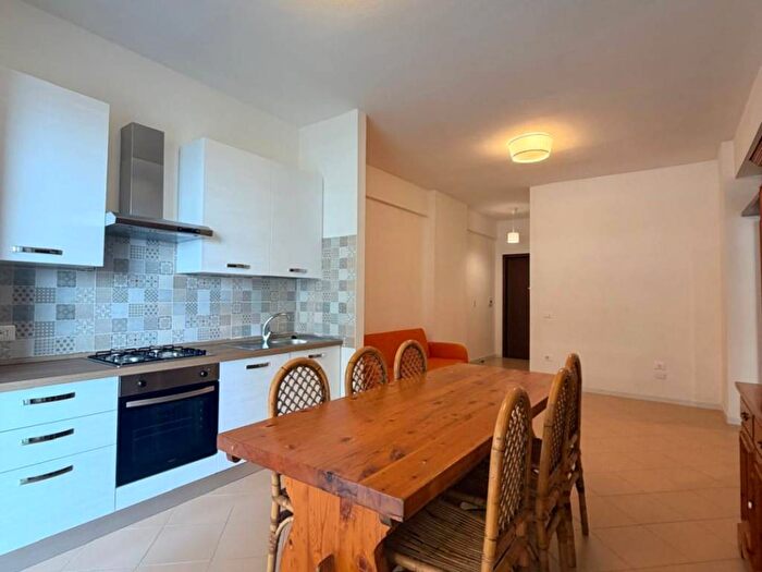 Appartamento trilocale in affitto in Viale del Mare, Pinetamare, Castel Volturno