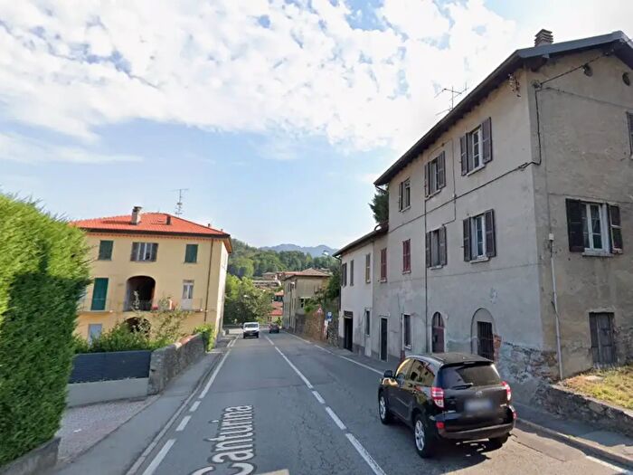Appartamento bilocale in affitto in Via Canturina, Como