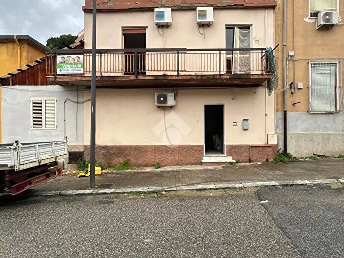 Casa trilocale in vendita in Via Parini, Reggio Calabria