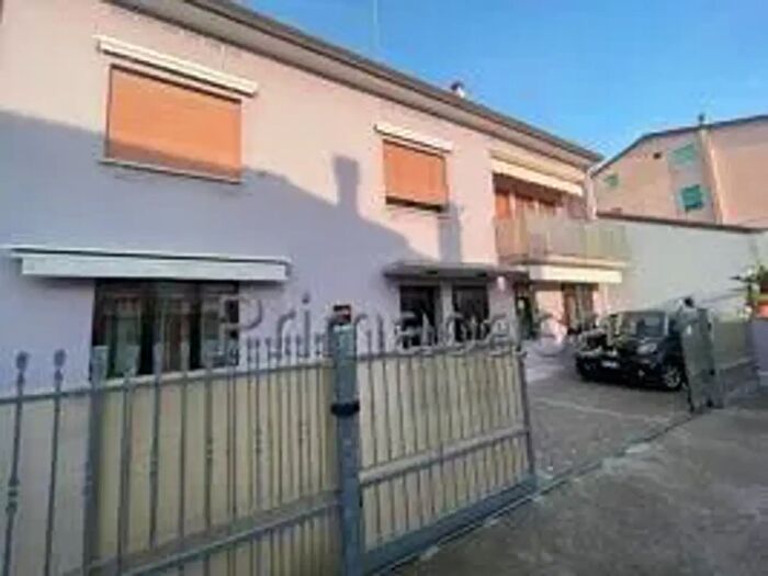 Appartamento quadrilocale in vendita in Strada Madonna Marina a, Chioggia