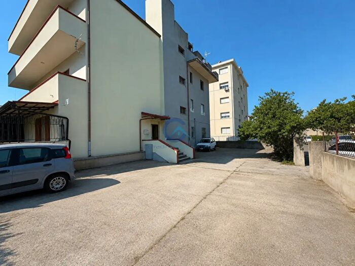 Appartamento trilocale in vendita in Via Vasco da Gama, Catanzaro