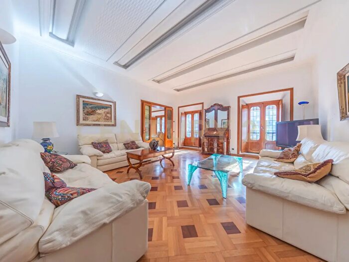 Appartamento in vendita in Via della Croce, Roma