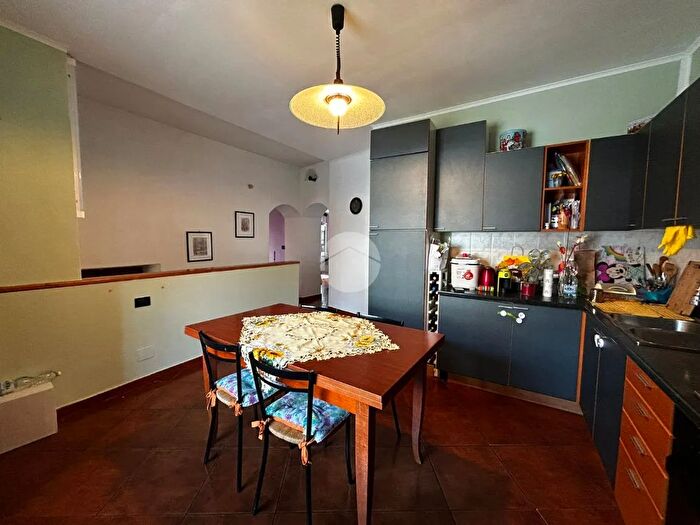 Casa con 5 locali in vendita in Via Salomone, Pecetto Di Valenza