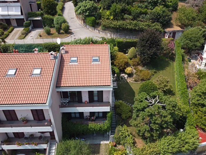 Casa con 5 locali in vendita in Via Casartelli, Como