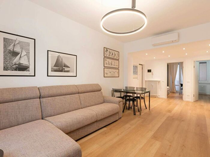 Appartamento trilocale in affitto in Via Domenico Balestrieri, Arena, Milano