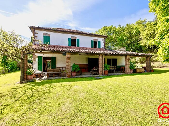 Casa quadrilocale in vendita in Via del Boschetto, Poggio Torriana