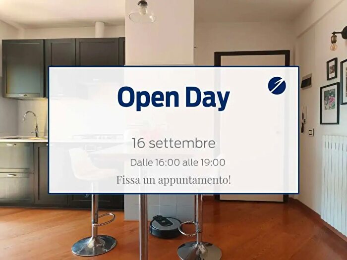 Appartamento quadrilocale in vendita in Via Renaldini, Ancona