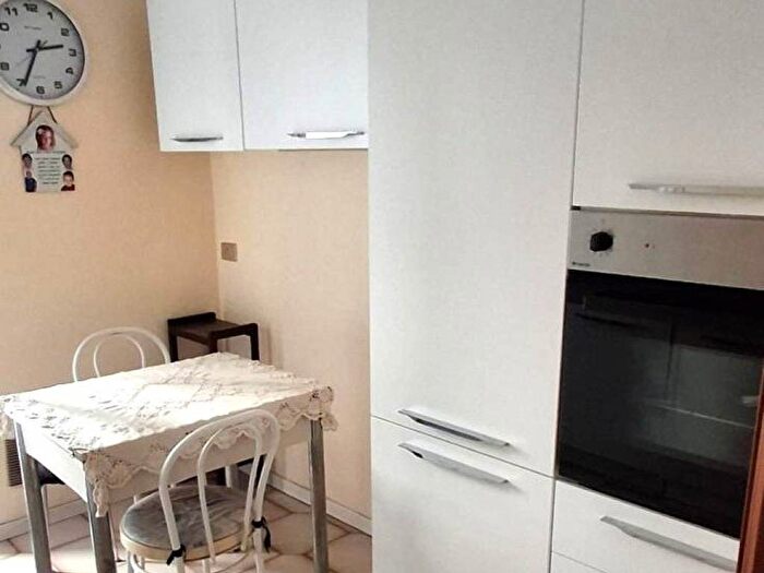 Appartamento trilocale in affitto in Via Uruguay, Gallaratese, Milano