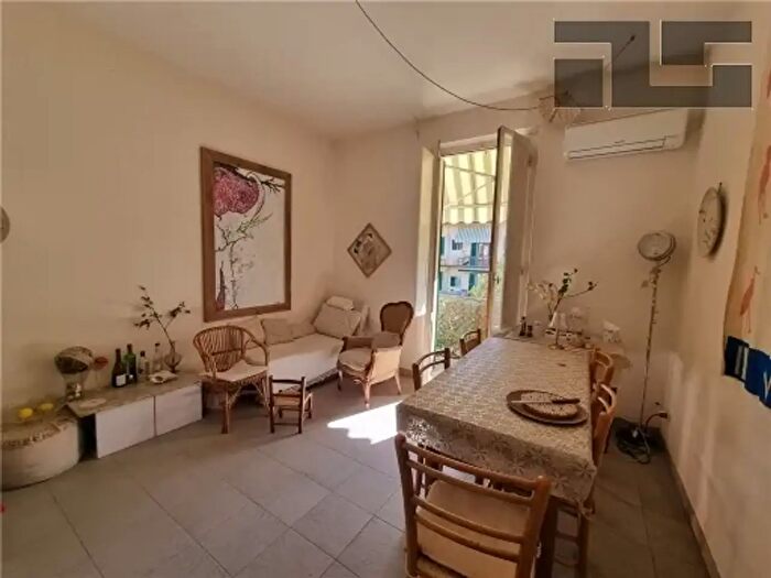 Appartamento con 5 locali in vendita in Firenze