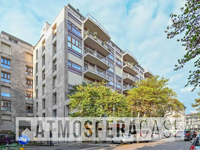Appartamento trilocale in vendita in Via Giorgio E Guido Paglia, Bergamo