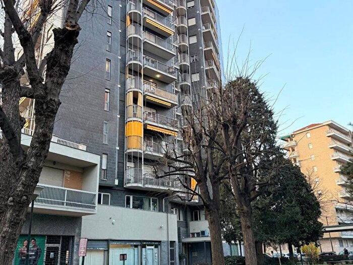 Appartamento quadrilocale in affitto in VIA ONORATO VIGLIANI, Mirafiori Sud Onorato Vigliani, Torino