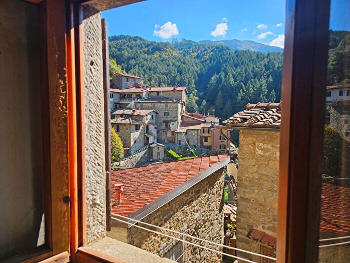 Casa trilocale in vendita in Via di Spania, Pelago