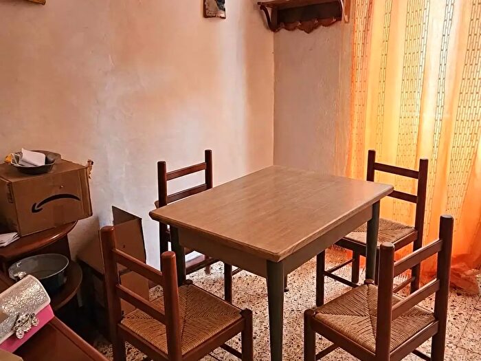 Appartamento trilocale in vendita in Via Tarnone, Carrara
