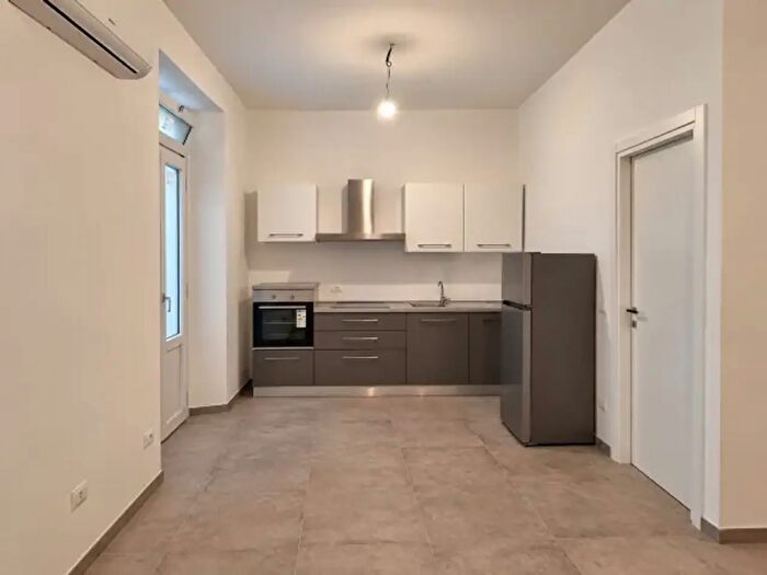 Appartamento monolocale in affitto in Piazza Vittorio Veneto, Pinerolo