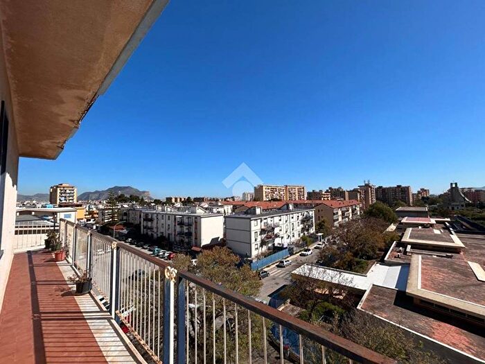 Appartamento bilocale in affitto in Via del Castoro, Bonagia, Palermo