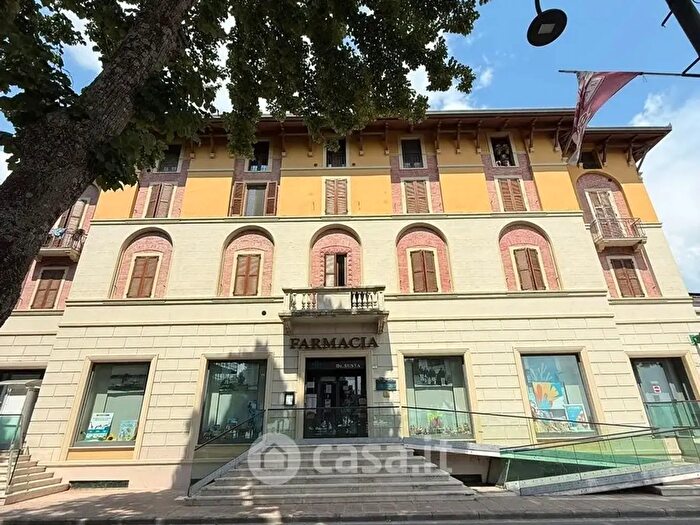 Appartamento quadrilocale in vendita in Passignano Sul Trasimeno
