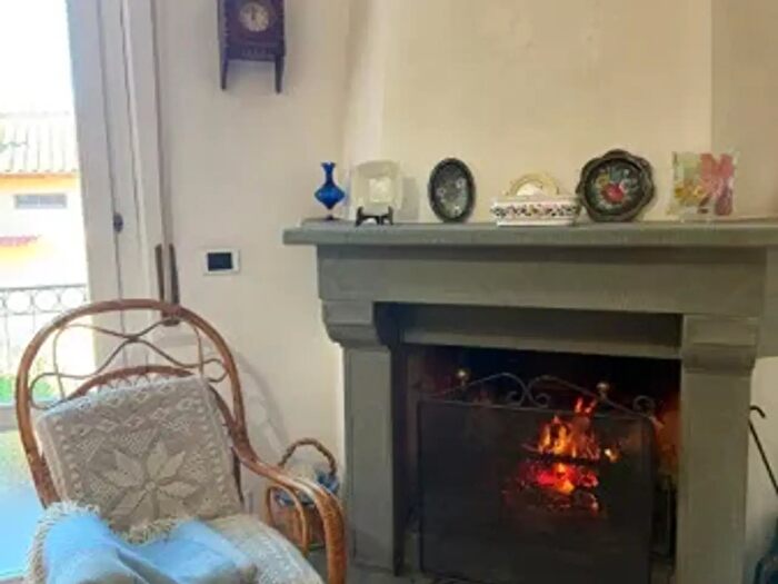 Casa quadrilocale in vendita in Via Vallelunga, Laterina Pergine Valdarno