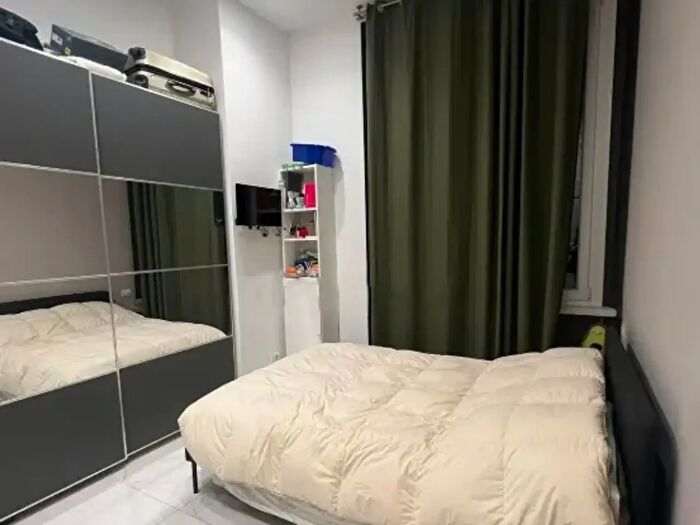 Appartamento bilocale in affitto in Via Federico Confalonieri, Milano