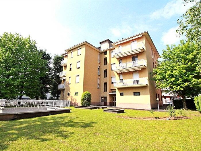 Appartamento trilocale in affitto in via mazzini, Semicentro, Vimercate