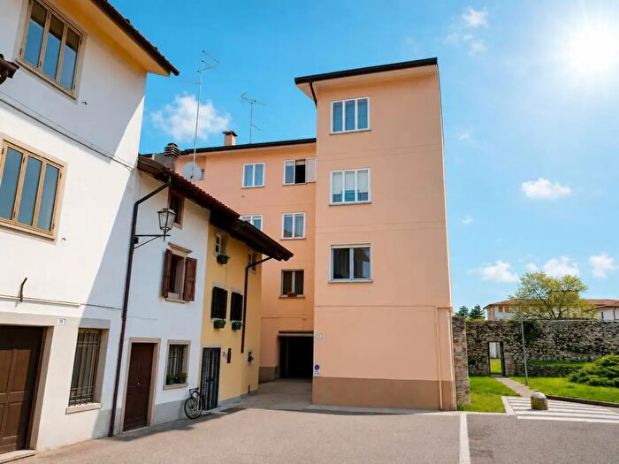 Appartamento con 5 locali in vendita in Via Scipione di Manzano, Cividale Del Friuli