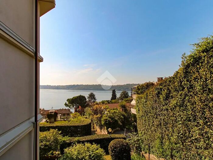 Appartamento bilocale in vendita in Via Privata Riccardo Simonini, Salo