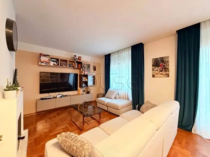 Appartamento quadrilocale in vendita in Via della Società Operaia, Arezzo