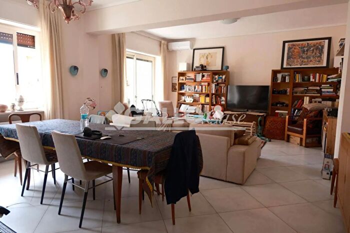 Appartamento quadrilocale in affitto in Via Mario Siniscalchi Cosenza, Cosenza