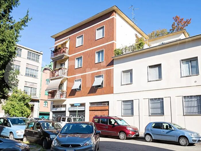 Appartamento bilocale in vendita in Via Gallarate, Milano