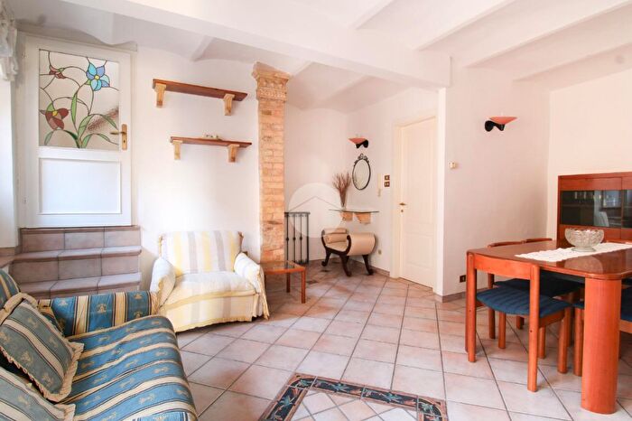 Casa quadrilocale in vendita in Via Trinità, Atri