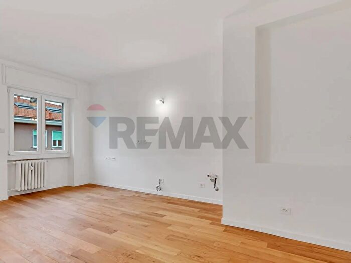 Appartamento trilocale in vendita in Via Federico Jarach, Milano