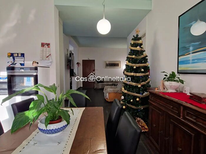 Casa con 12 locali in vendita in Via Giulio Masini Empoli, Empoli