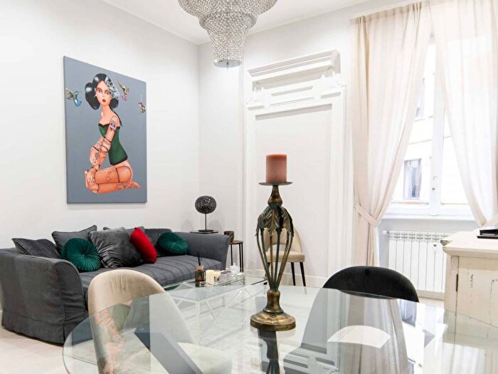 Appartamento trilocale in affitto in Largo Claudio Treves, Moscova, Milano