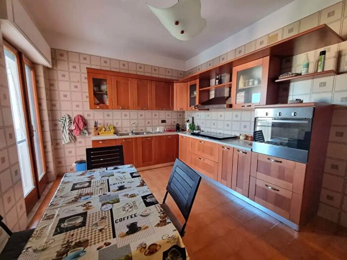 Appartamento quadrilocale in affitto in Catanzaro