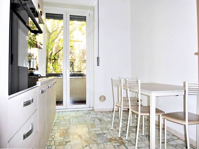 Appartamento bilocale in affitto in Via Giambellino, Giambellino, Milano