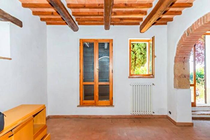 Casa con 6 locali in vendita in Viale della Libertà, Chianciano Terme