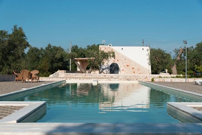 Casa con 13 locali in vendita in San Michele Salentino