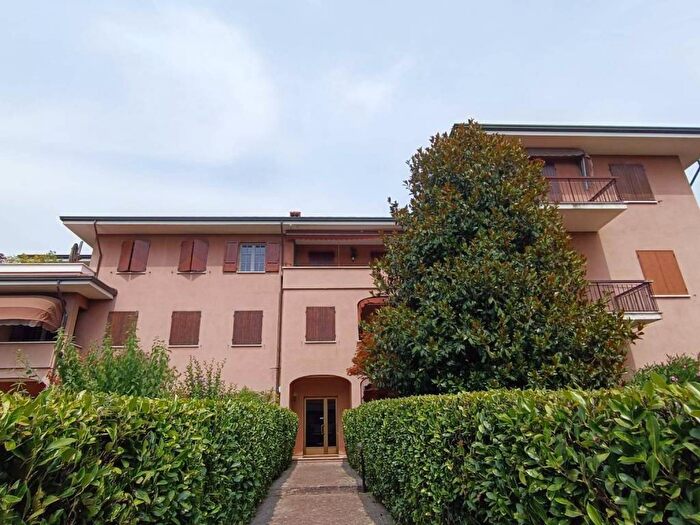 Appartamento con 5 locali in affitto in Via Arturo Toscanini, Centro, Concesio