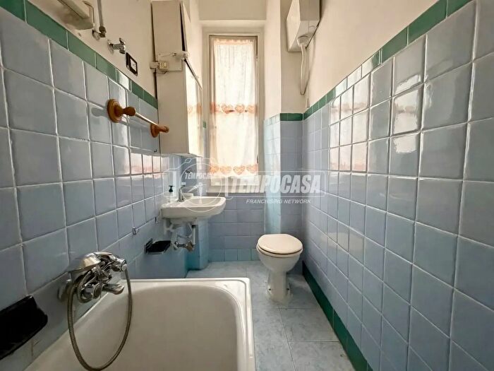 Appartamento trilocale in vendita in Via Antica Romana di Pegli, Genova