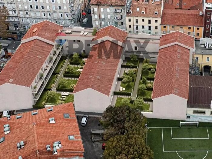 Appartamento bilocale in vendita in Via Gambini, Trieste