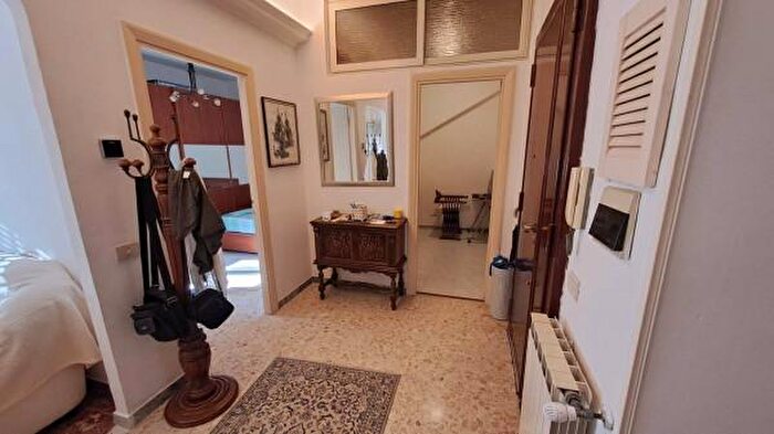 Appartamento bilocale in vendita in Via del Mare, Ladispoli