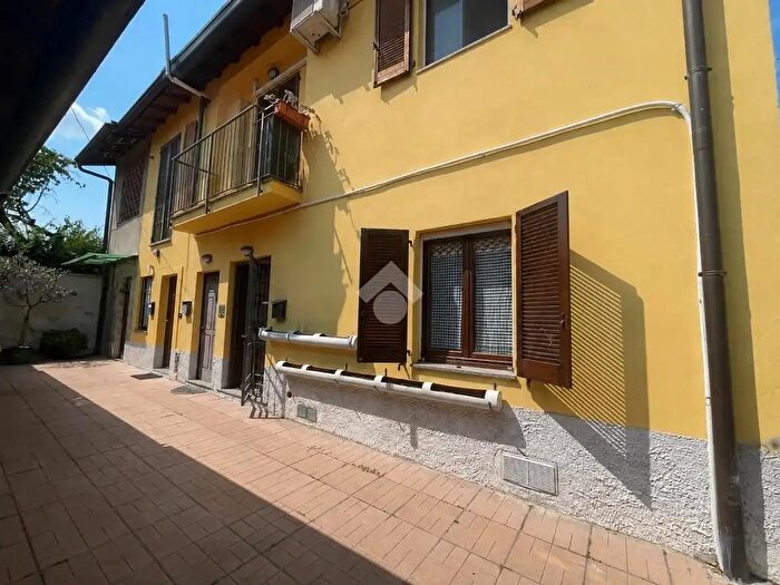 Appartamento bilocale in vendita in Via Manzoni, Paderno D'Adda