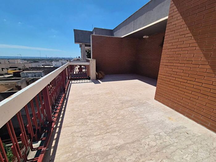 Appartamento trilocale in vendita in Via Armando Diaz Statte, Statte