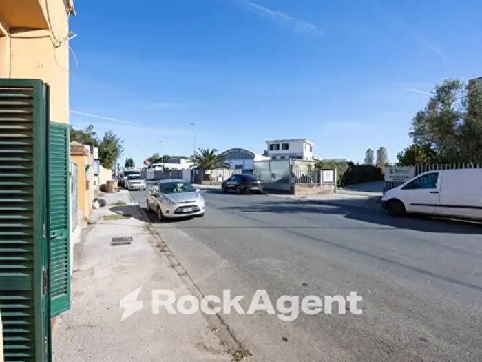 Appartamento bilocale in vendita in Via Provinciale Pisana, Livorno